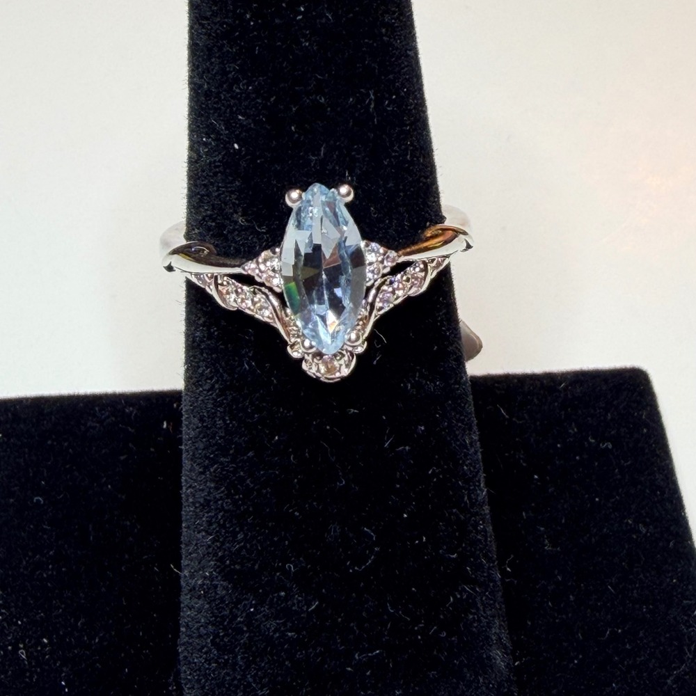 Fragrant Jewels Silver Tone Marquise Light‎ Blue Stone Ring Size 7
